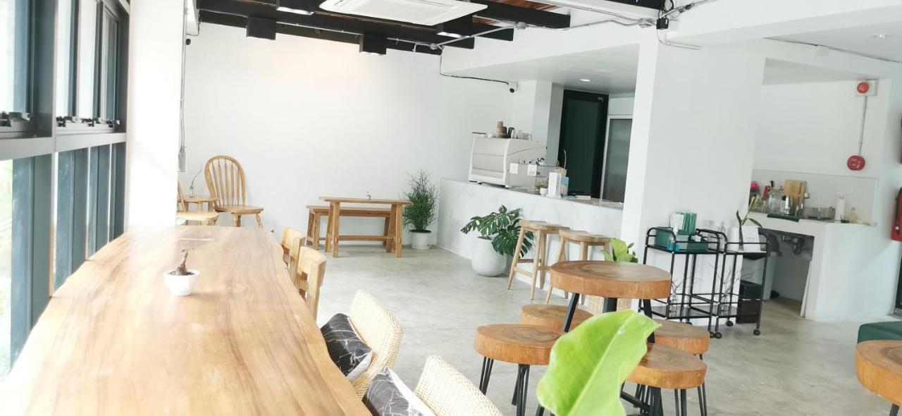 Stay Here Hostel Chiang Mai Ngoại thất bức ảnh